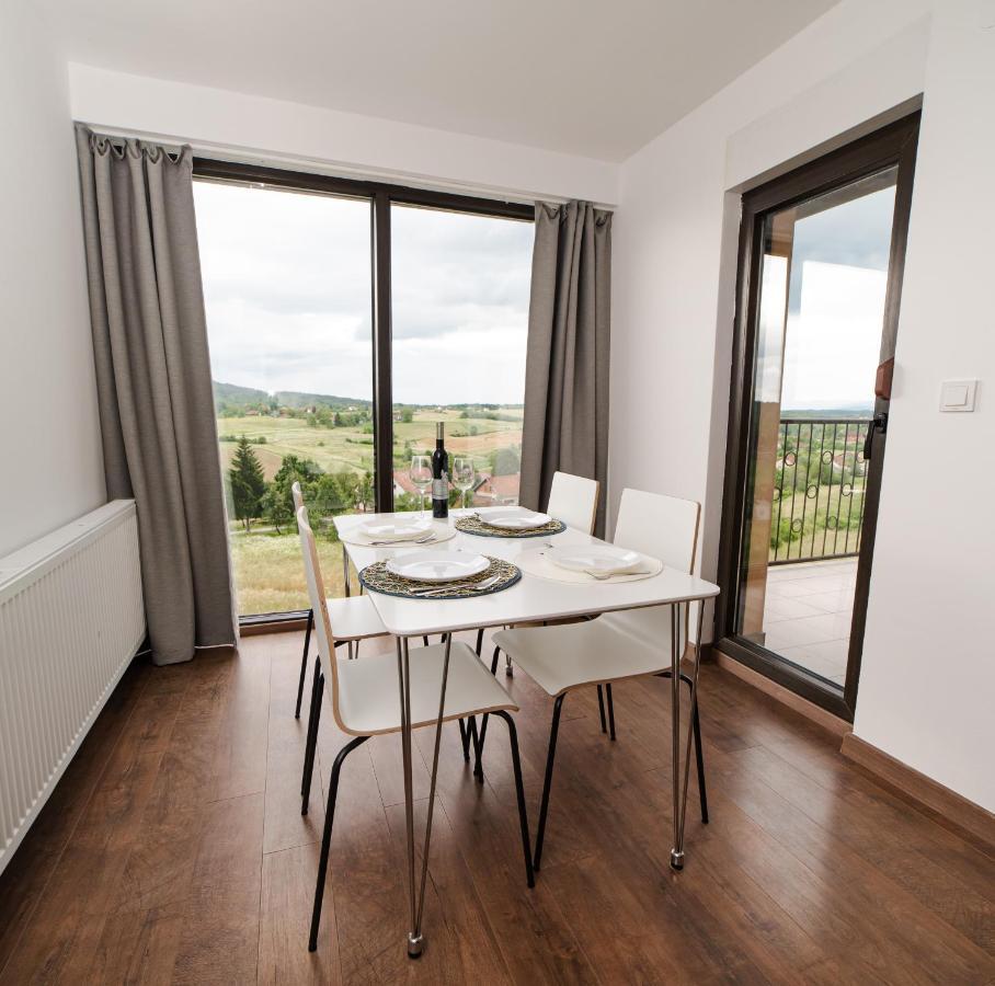 Jankovi Dvori Hotell Rakovica Exteriör bild